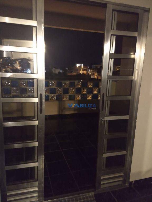 Sobrado à venda com 4 quartos, 200m² - Foto 29