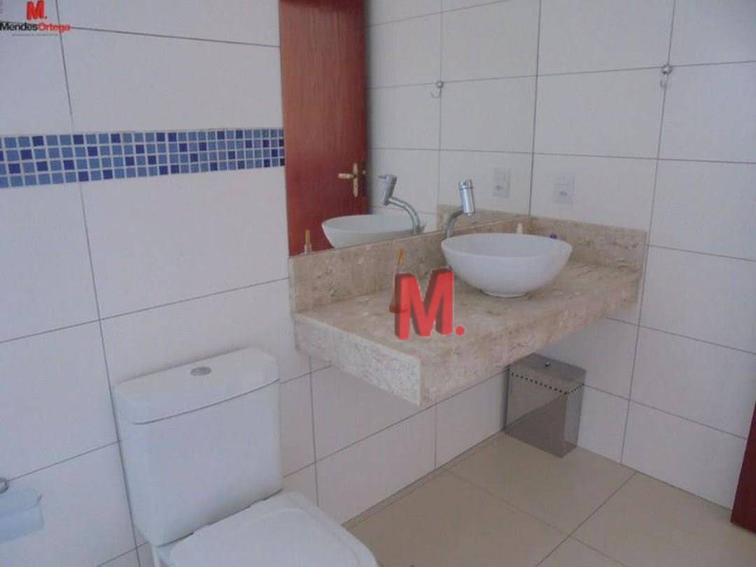 Casa de Condomínio à venda com 4 quartos, 410m² - Foto 19