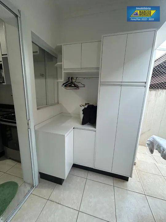 Casa de Condomínio para alugar com 3 quartos, 130m² - Foto 9