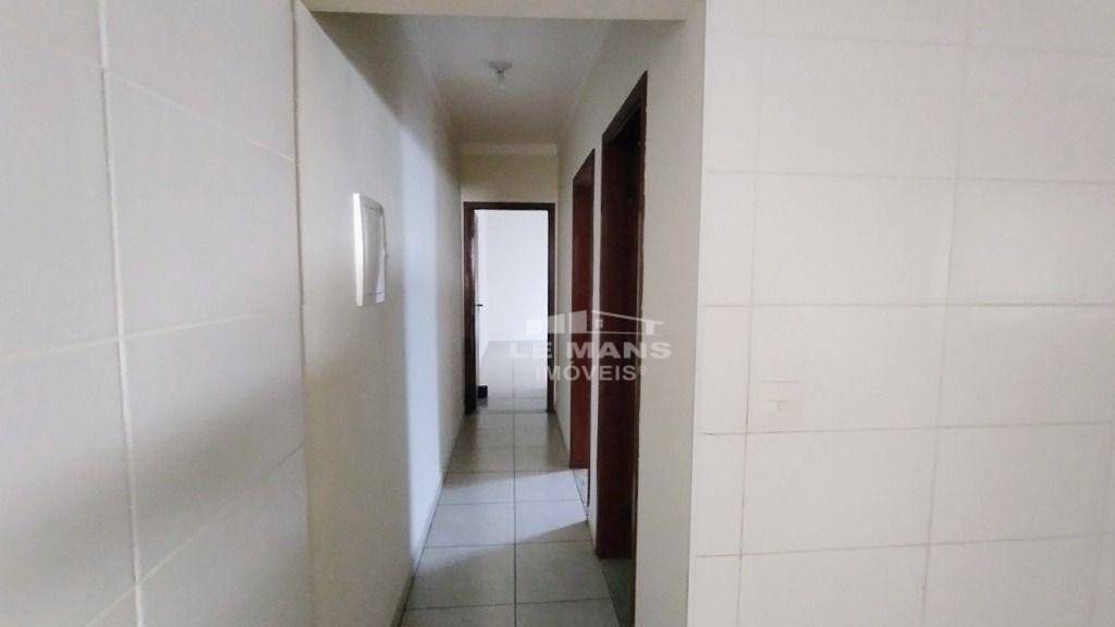 Casa à venda com 2 quartos, 109m² - Foto 13