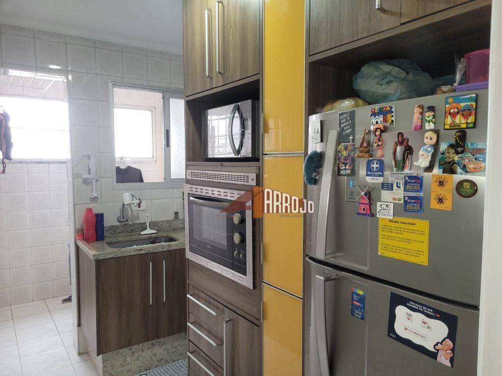 Apartamento à venda com 2 quartos, 57m² - Foto 3