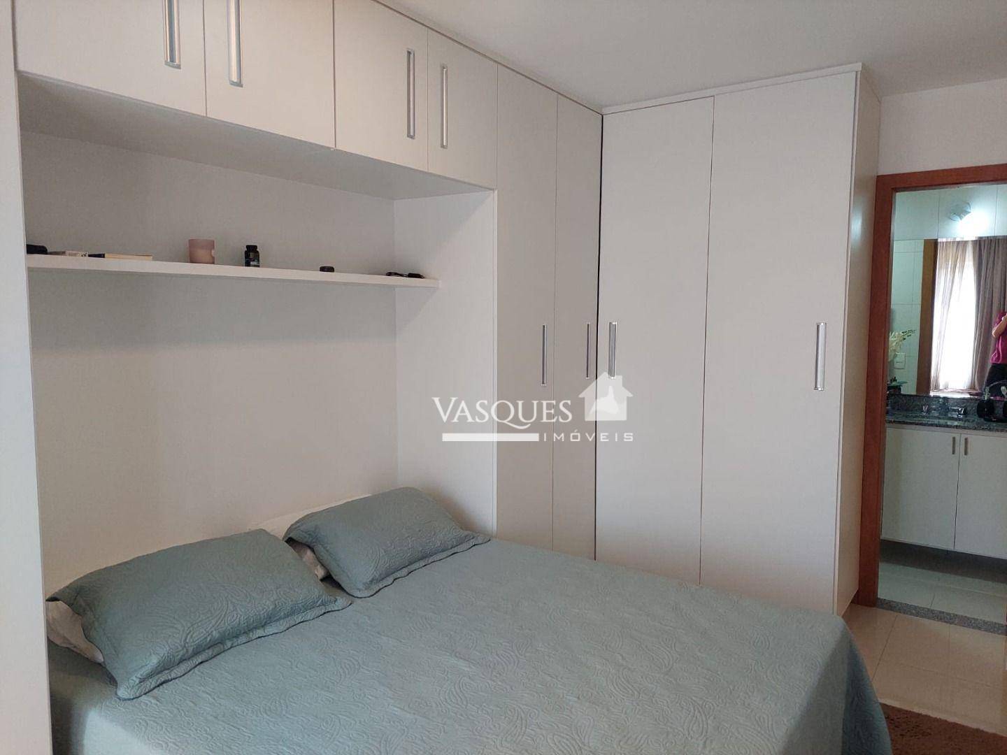 Apartamento à venda com 2 quartos, 70m² - Foto 7