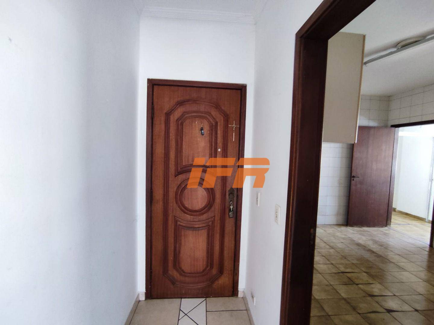 Apartamento à venda com 3 quartos, 143m² - Foto 34