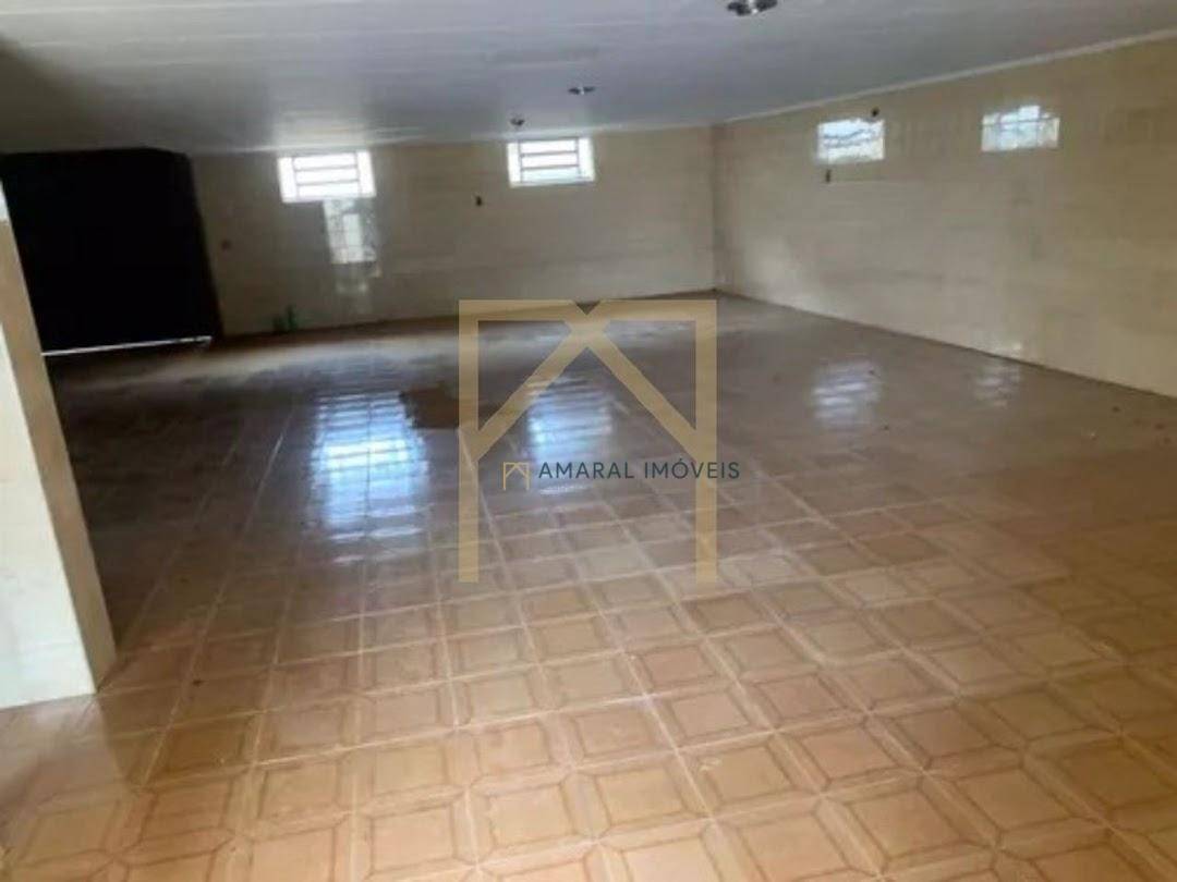 Casa à venda com 3 quartos, 210m² - Foto 13