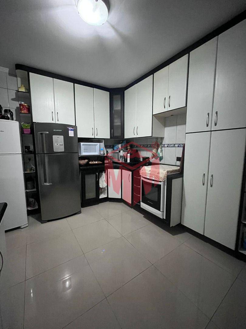 Sobrado, 3 quartos, 189 m² - Foto 1