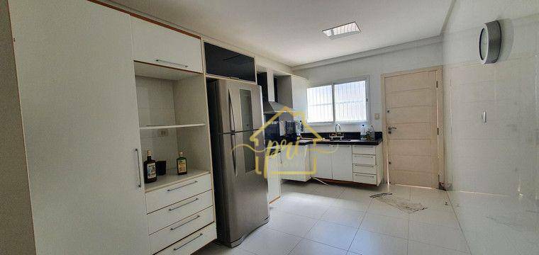 Casa para alugar com 3 quartos, 418m² - Foto 17