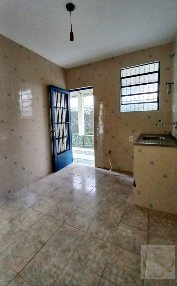 Casa para alugar com 3 quartos, 120m² - Foto 15