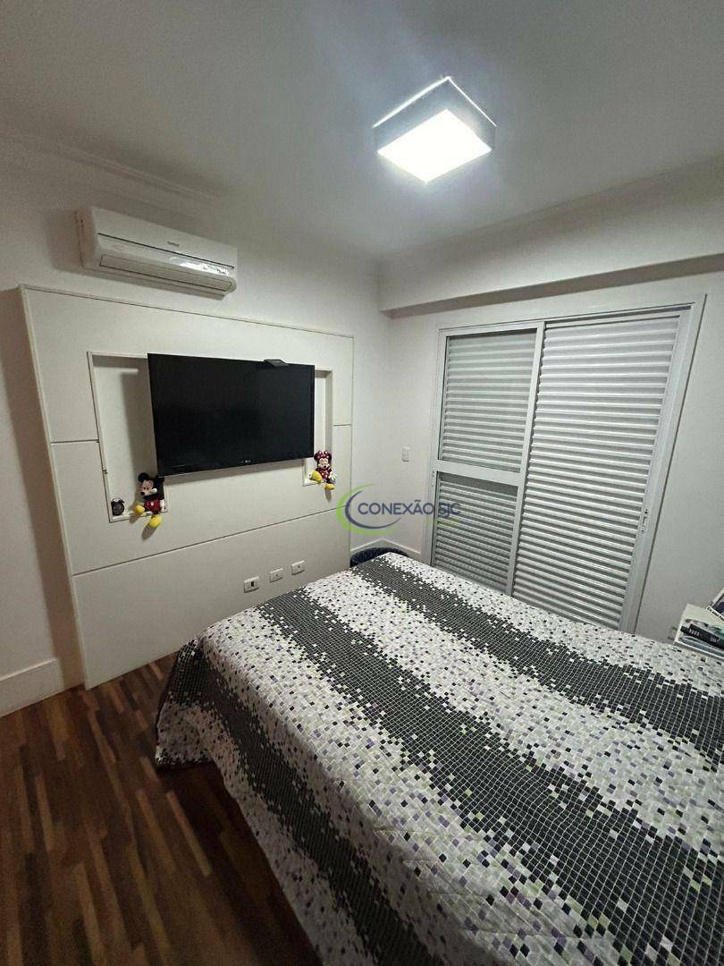 Apartamento para alugar com 3 quartos, 156m² - Foto 21