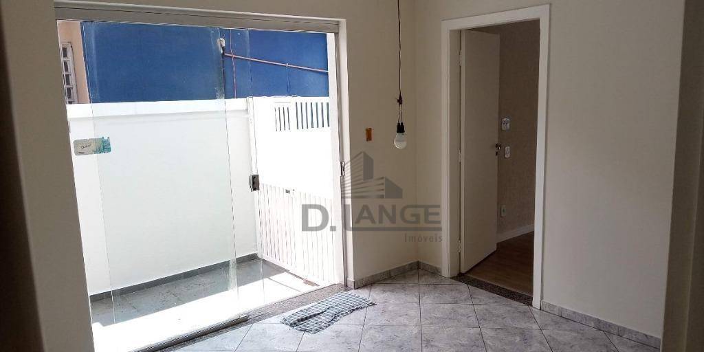 Casa à venda com 9 quartos, 204m² - Foto 18