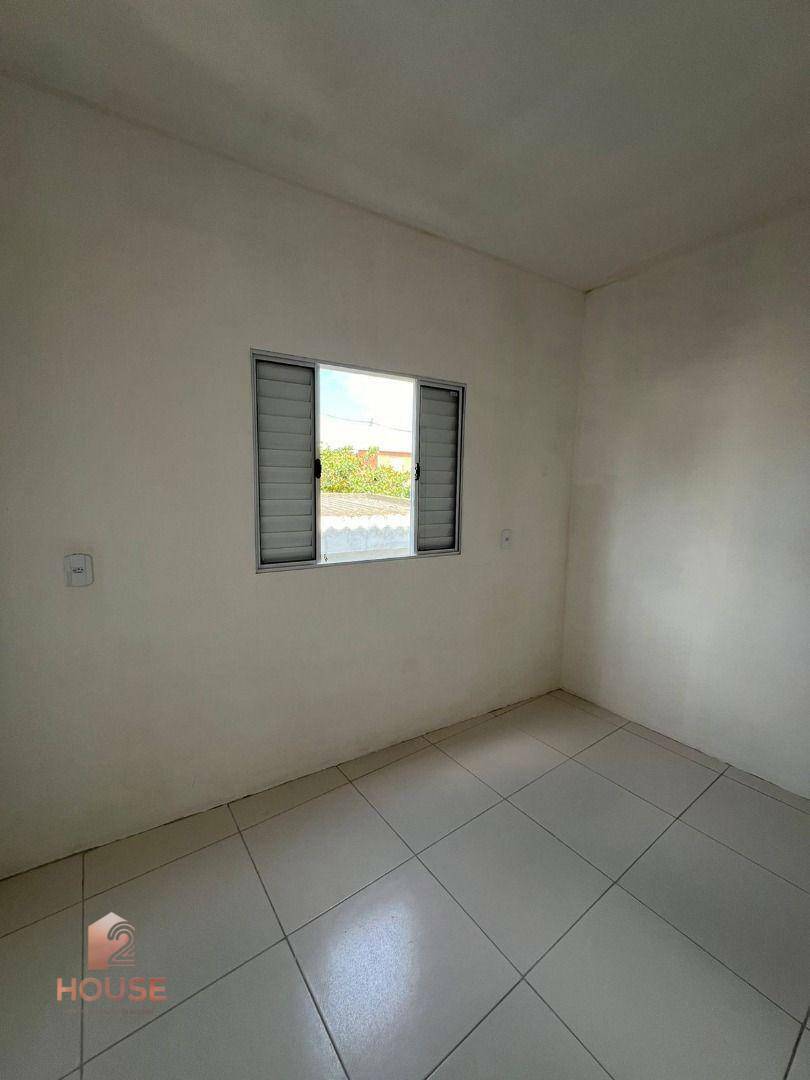 Apartamento para alugar com 2 quartos, 64m² - Foto 8