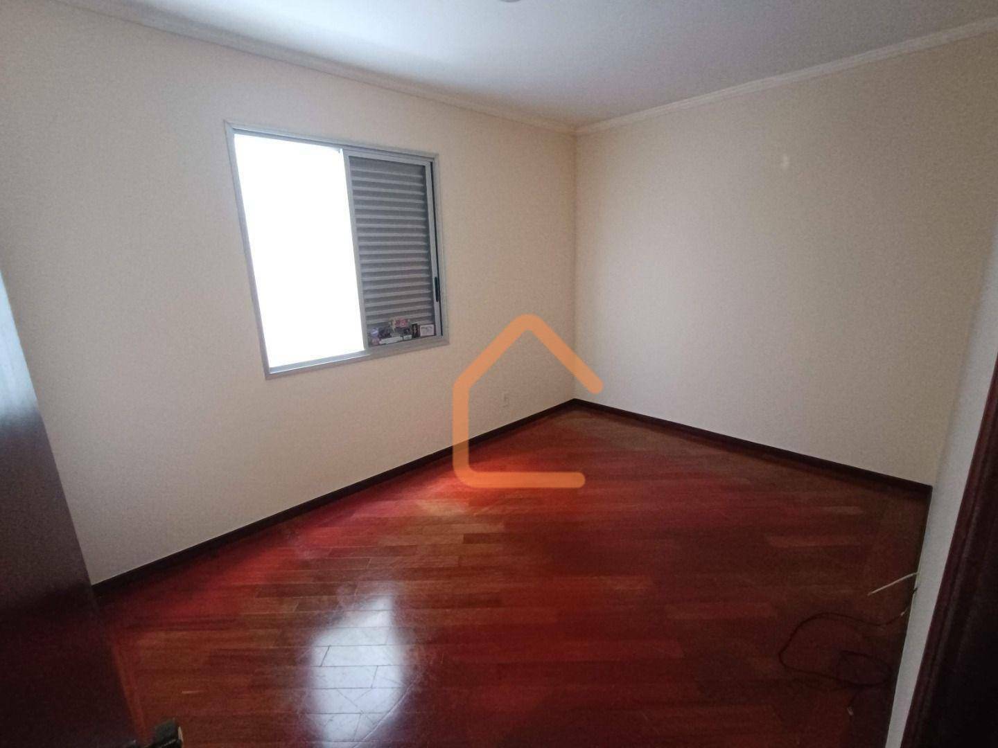 Apartamento para alugar com 3 quartos, 149m² - Foto 3
