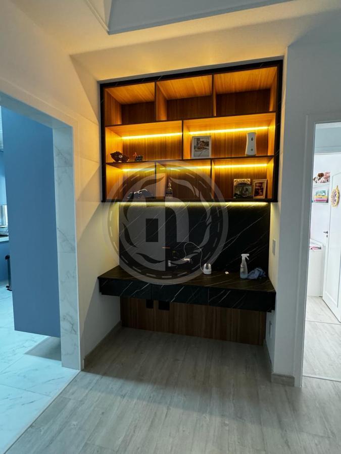 Apartamento à venda com 3 quartos, 95m² - Foto 12