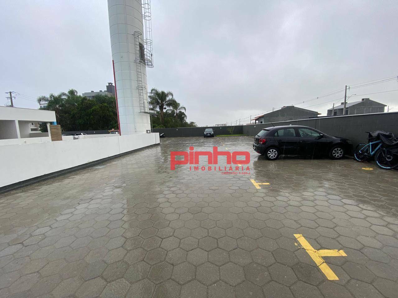 Apartamento para alugar com 2 quartos, 80m² - Foto 3