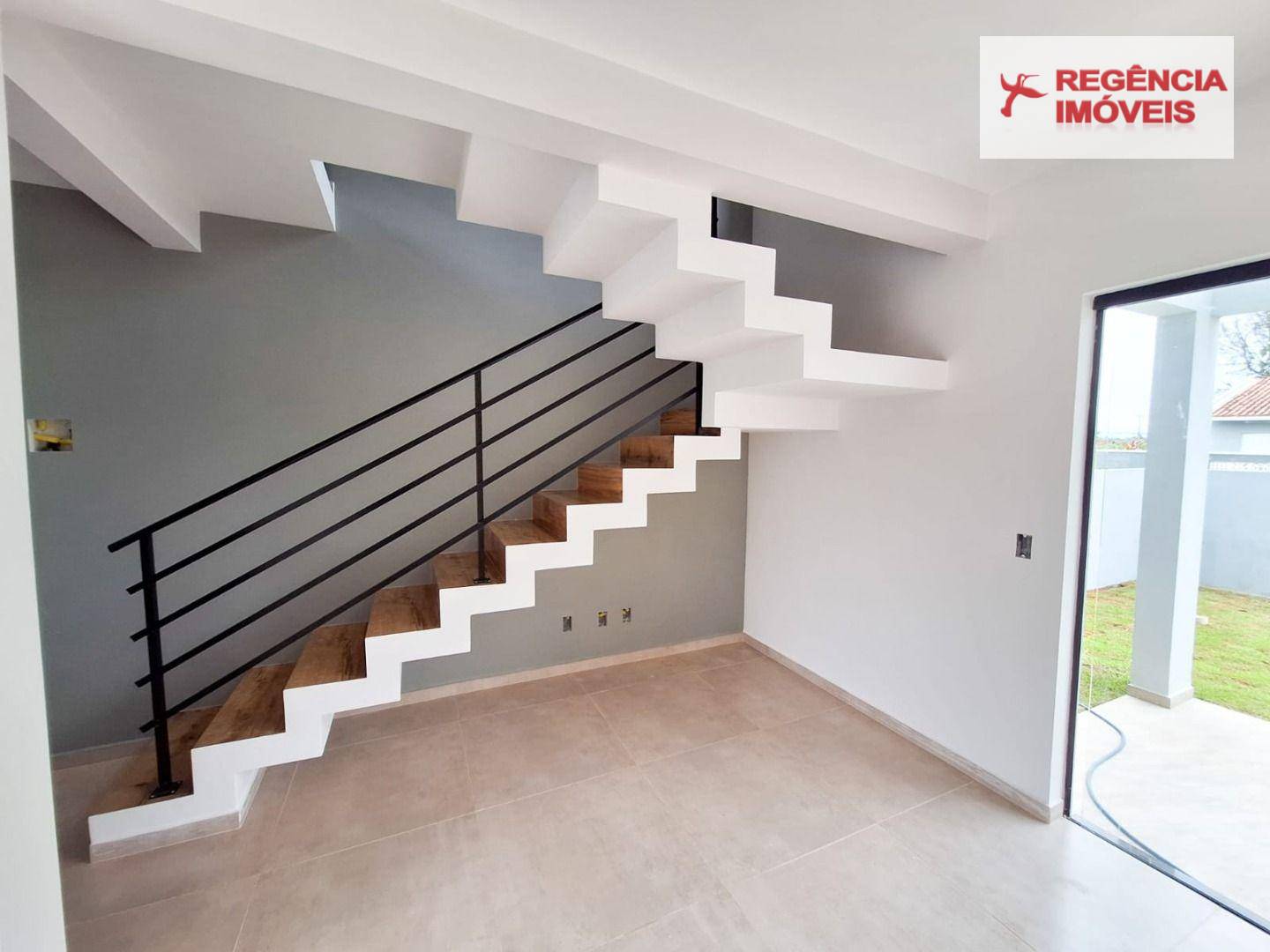 Casa à venda com 2 quartos, 82m² - Foto 3