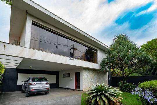 Casa à venda com 3 quartos, 384m² - Foto 1