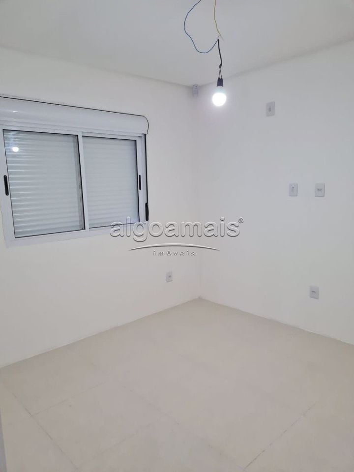 Casa à venda com 3 quartos, 300m² - Foto 9