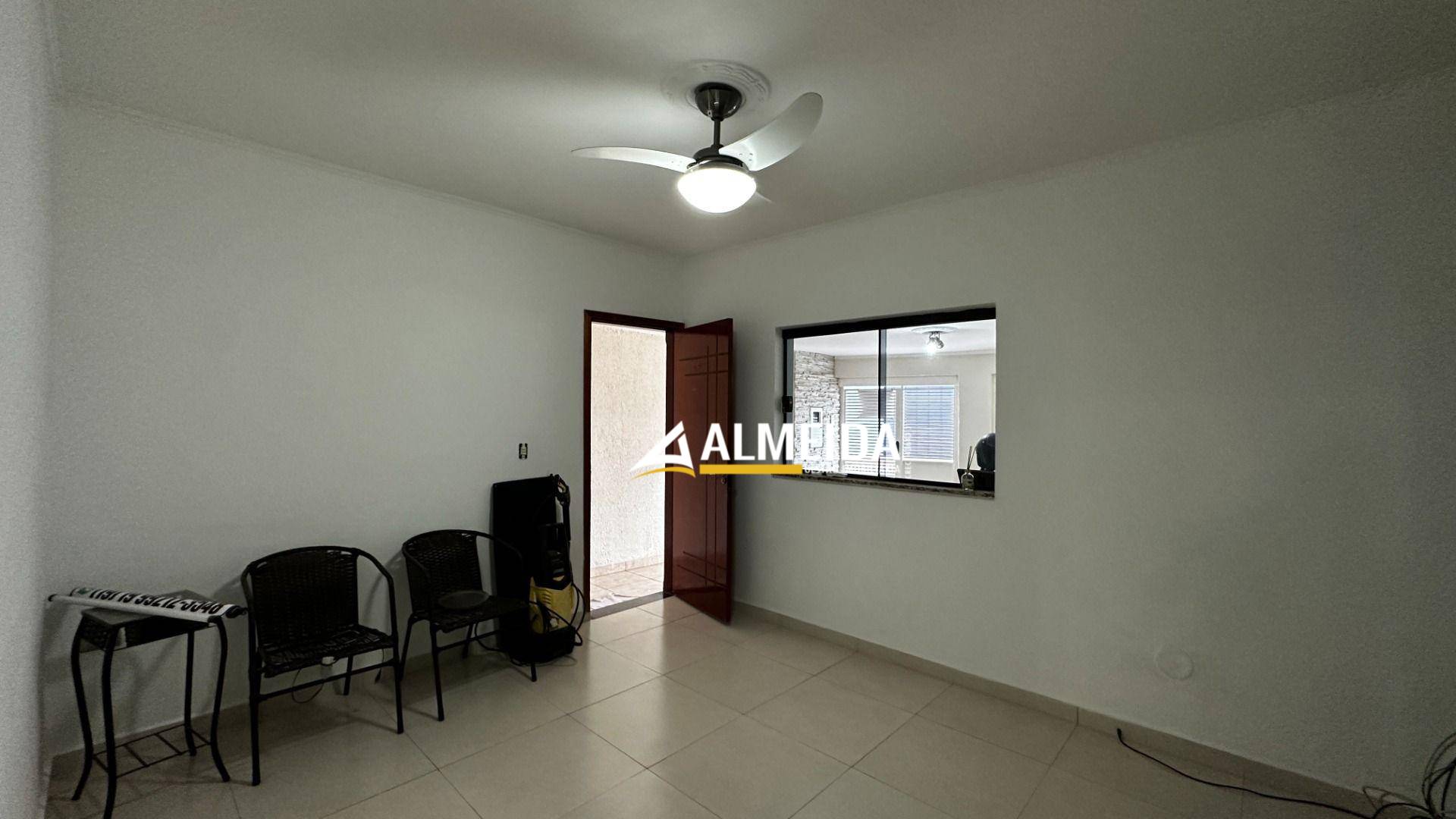 Casa, 3 quartos, 160 m² - Foto 2