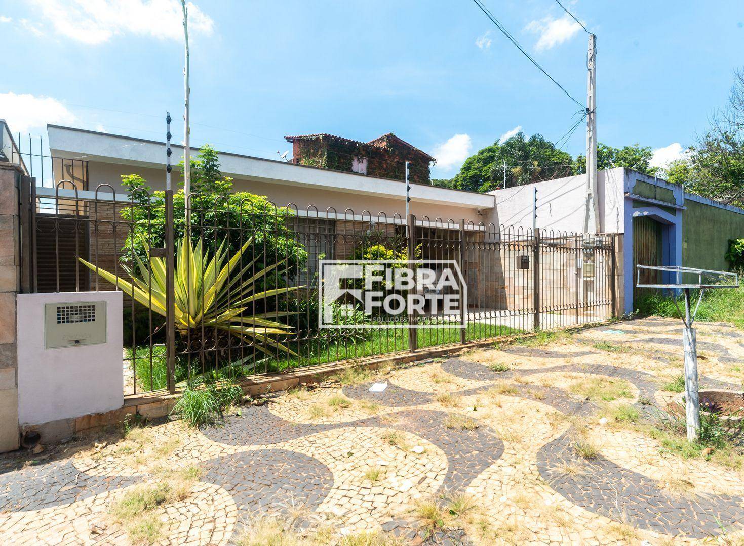 Casa, 3 quartos, 189 m² - Foto 1