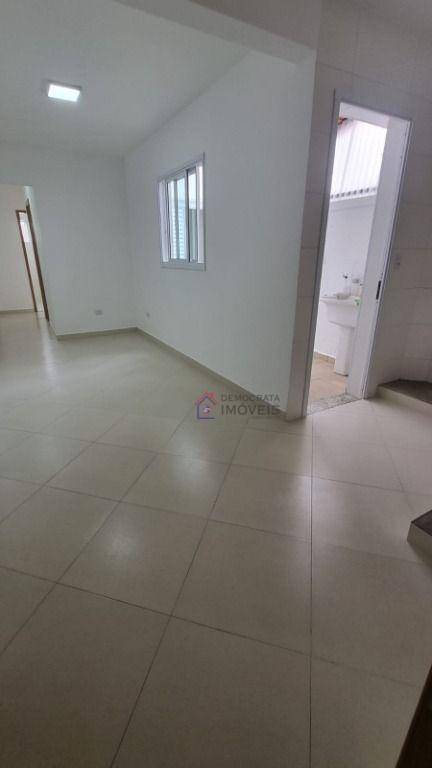 Apartamento à venda com 2 quartos, 39m² - Foto 2