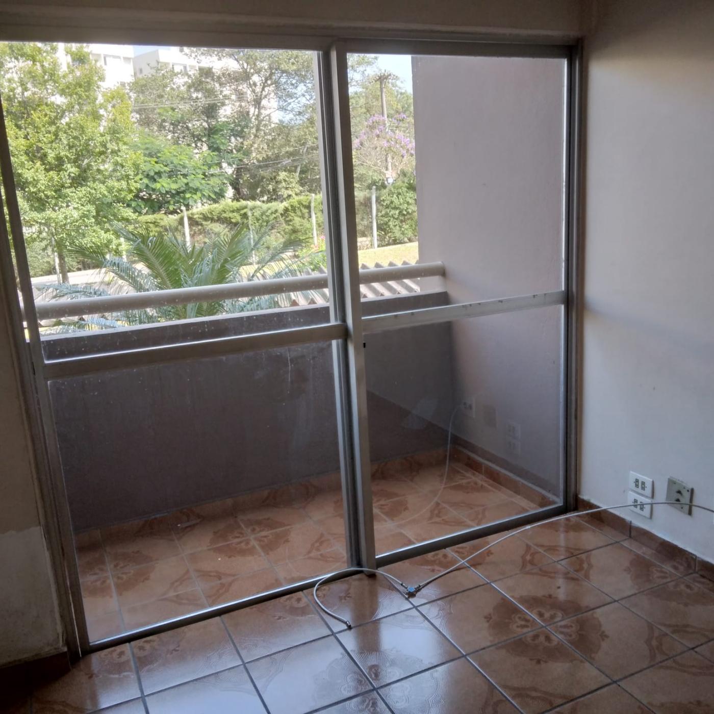 Apartamento à venda com 2 quartos, 56m² - Foto 1