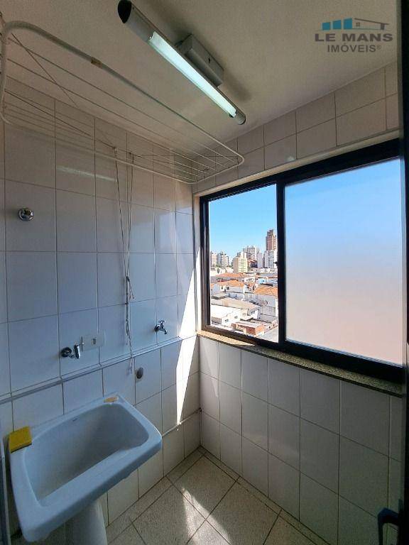 Apartamento à venda com 3 quartos, 75m² - Foto 3