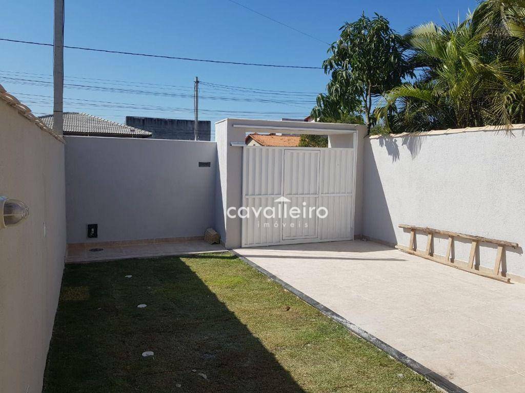 Casa à venda com 2 quartos, 70m² - Foto 2