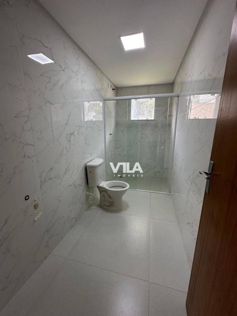 Casa à venda e aluguel com 4 quartos, 300m² - Foto 13