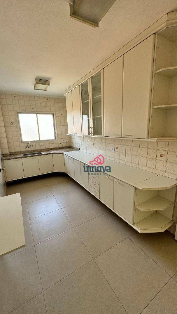 Apartamento à venda com 2 quartos, 75m² - Foto 2