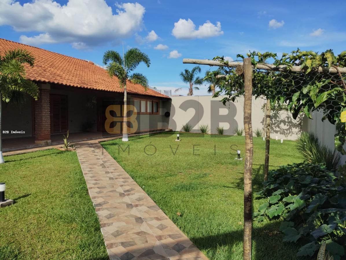 Casa à venda com 3 quartos, 400m² - Foto 5