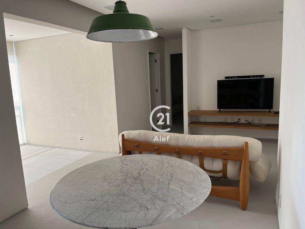 Apartamento à venda com 2 quartos, 65m² - Foto 1