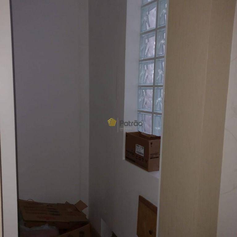 Casa à venda com 3 quartos, 270m² - Foto 12