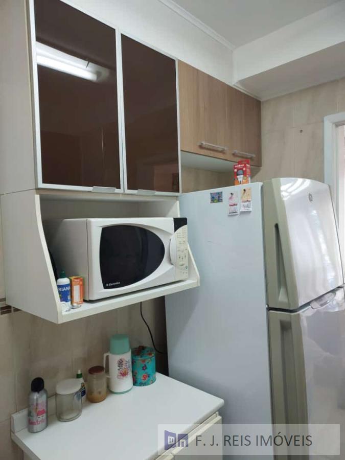 Apartamento à venda com 3 quartos, 68m² - Foto 11