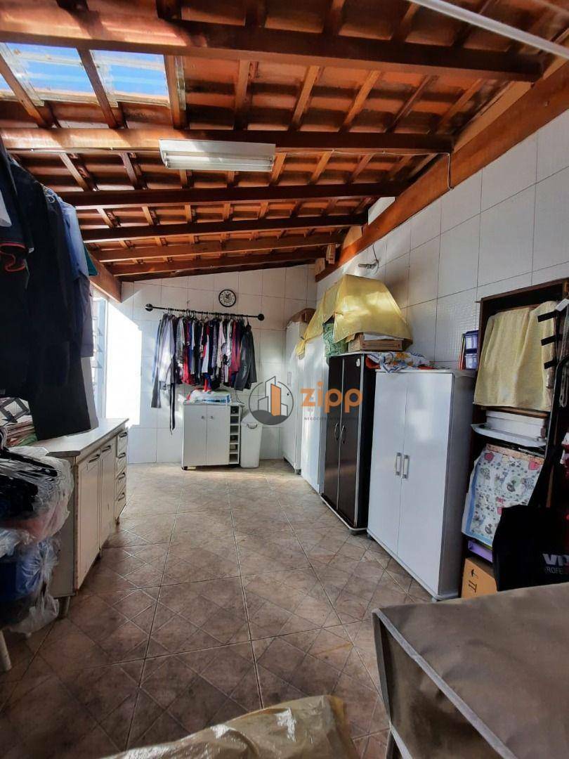 Sobrado à venda com 3 quartos, 200m² - Foto 114