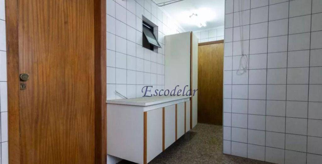 Apartamento para alugar com 4 quartos, 153m² - Foto 13