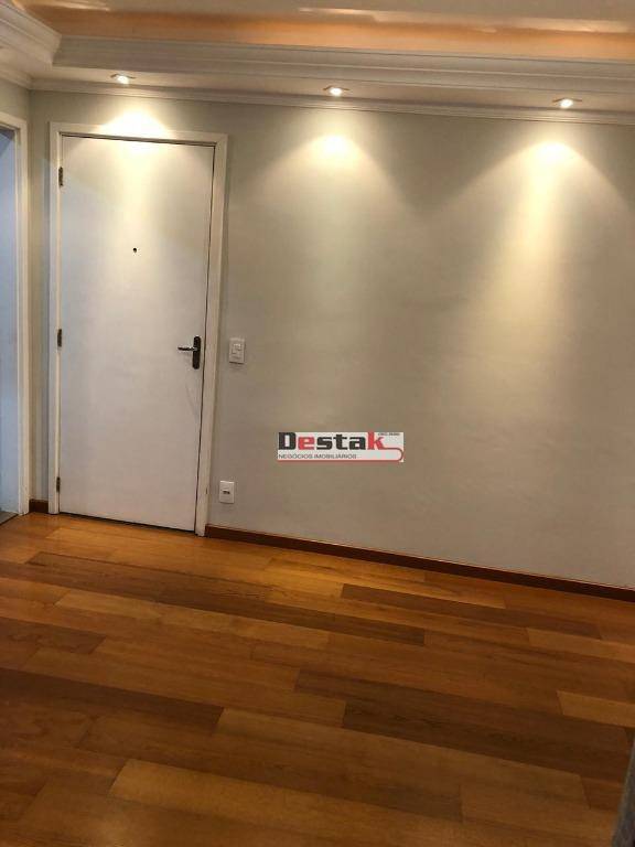 Apartamento à venda com 2 quartos, 55m² - Foto 38