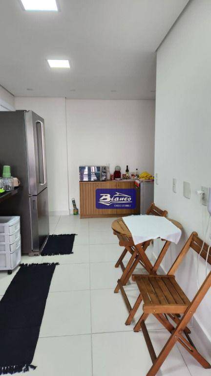 Apartamento à venda com 3 quartos, 159m² - Foto 17