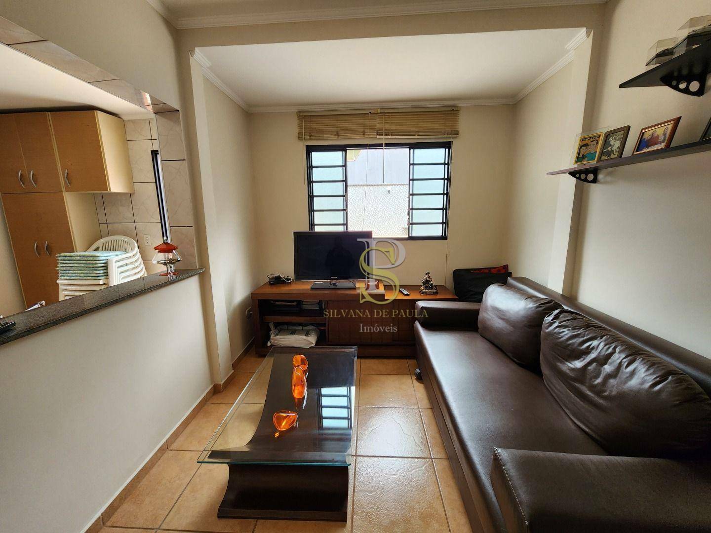 Casa à venda com 4 quartos, 250m² - Foto 35