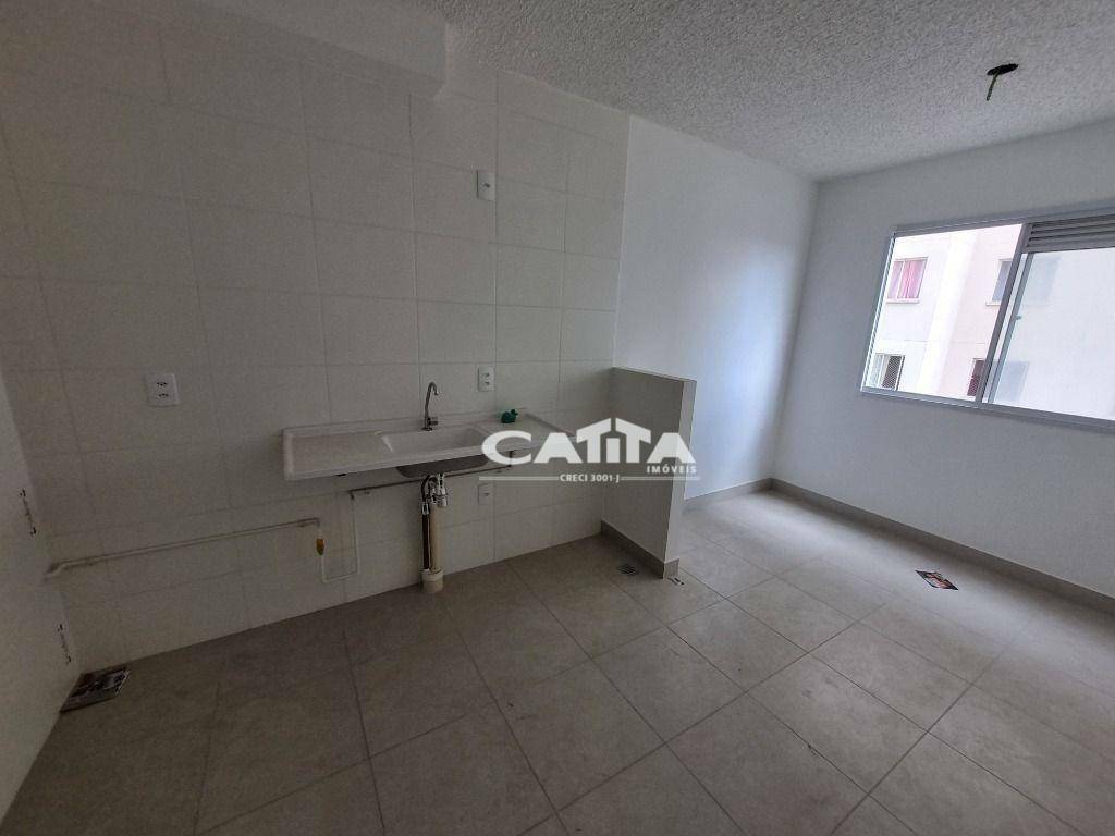 Apartamento para alugar com 2 quartos, 38m² - Foto 11