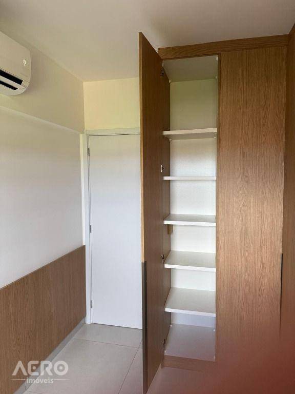 Apartamento para alugar com 2 quartos, 64m² - Foto 5