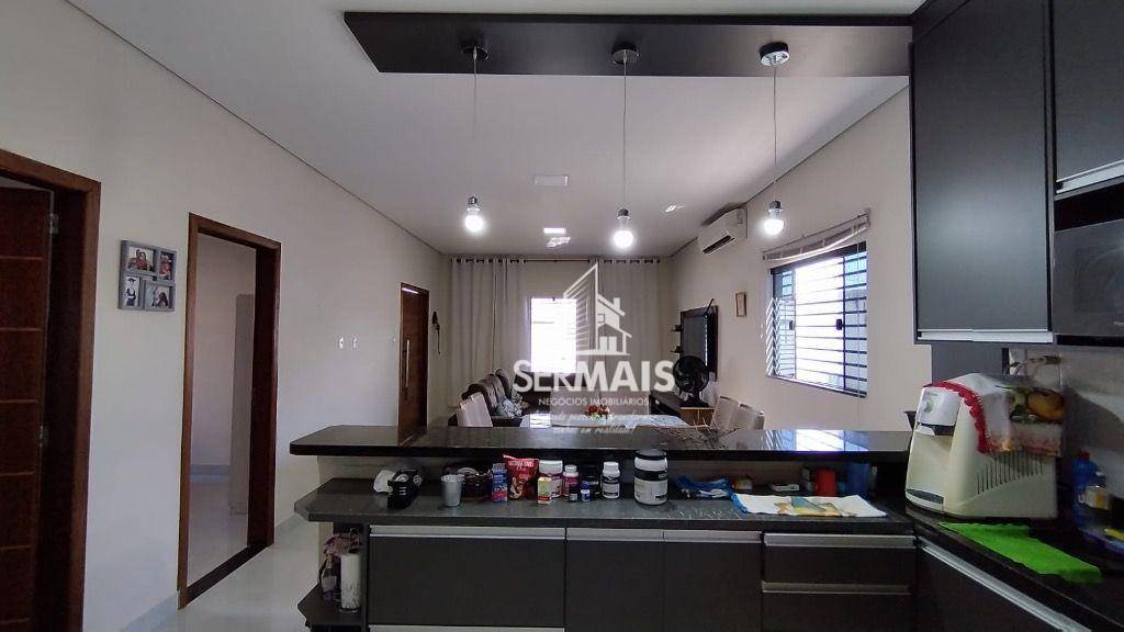 Casa para alugar com 3 quartos, 112m² - Foto 5