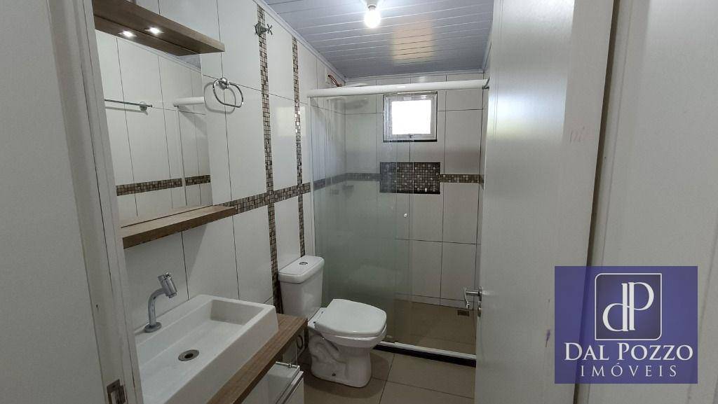 Casa à venda com 2 quartos, 69m² - Foto 11