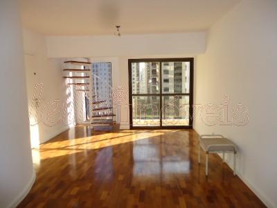 Apartamento para alugar com 3 quartos, 187m² - Foto 1