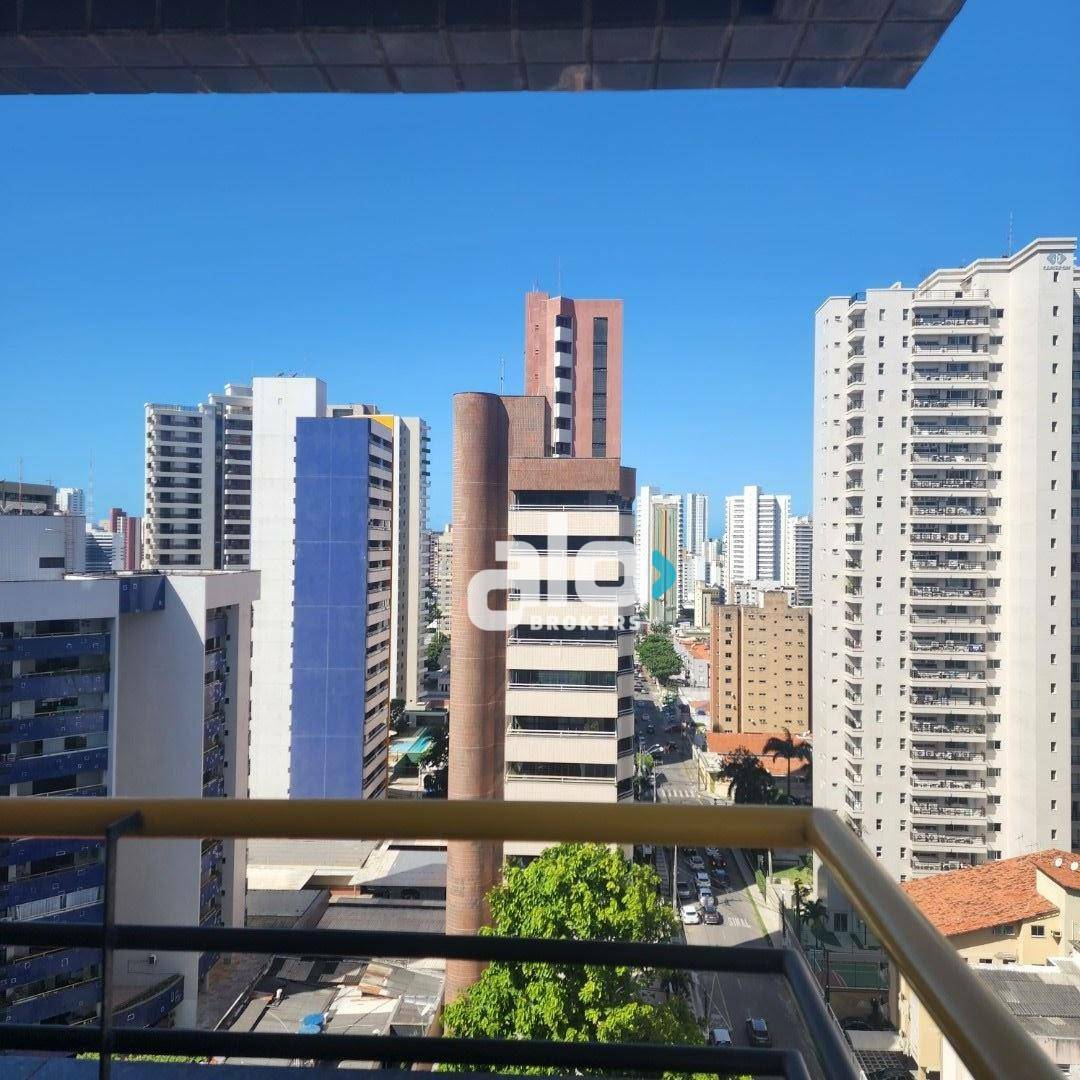 Apartamento à venda com 3 quartos, 163m² - Foto 3