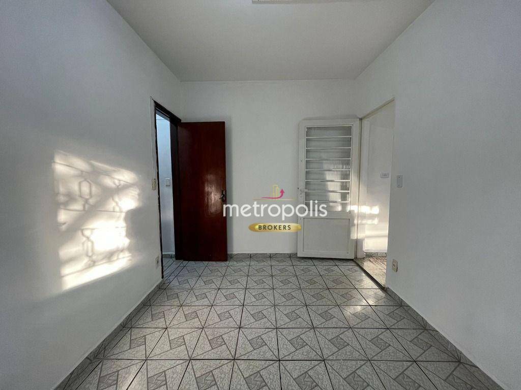 Casa para alugar com 1 quarto, 52m² - Foto 12