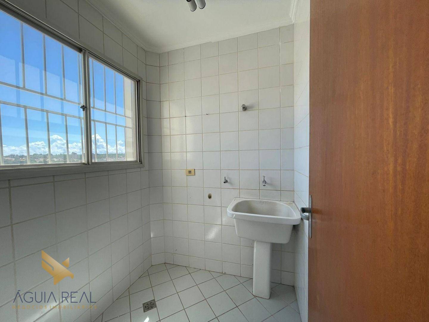 Apartamento à venda com 3 quartos, 77m² - Foto 17