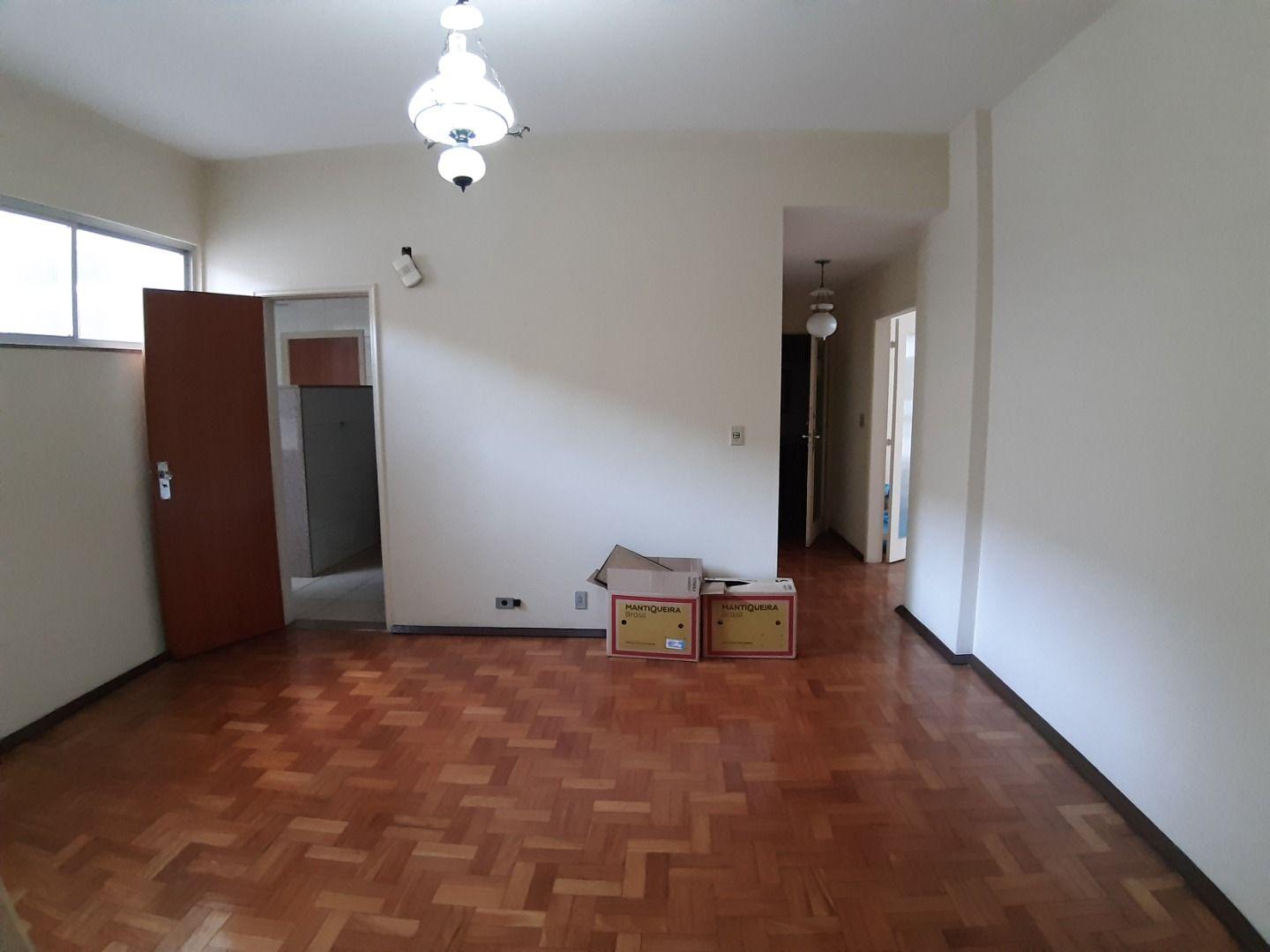 Apartamento à venda com 3 quartos, 162m² - Foto 9