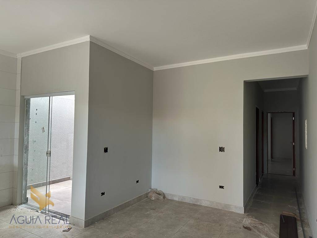 Casa à venda com 2 quartos, 82m² - Foto 5