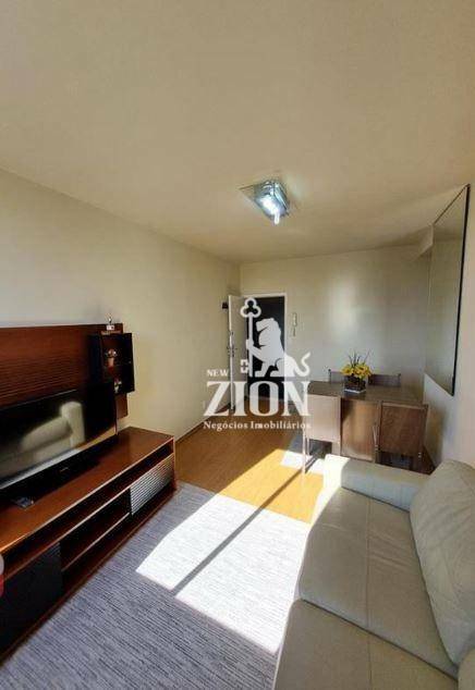 Apartamento à venda com 2 quartos, 63m² - Foto 12