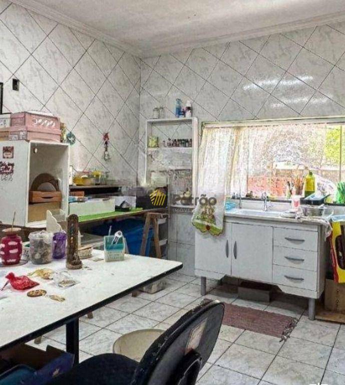 Sobrado à venda com 5 quartos, 470m² - Foto 34