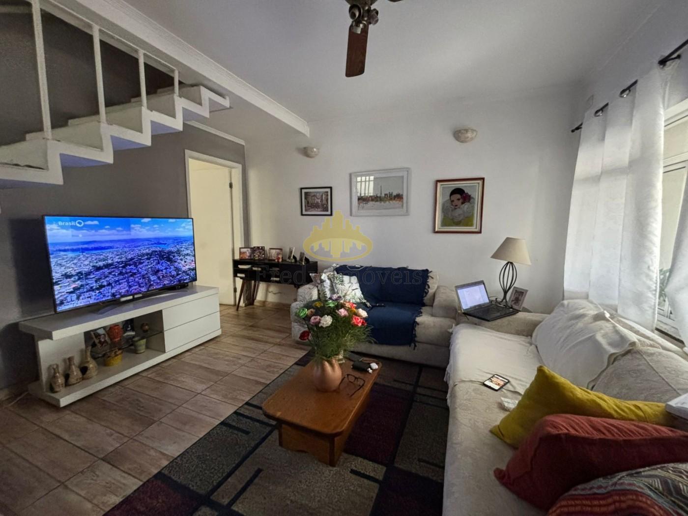 Sobrado à venda com 3 quartos, 109m² - Foto 1